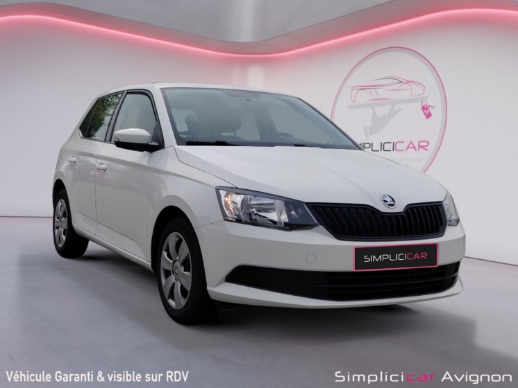 Skoda fabia 1.0 greentec active mpi 60 ch occasion avignon (84) simplicicar simplicibike france