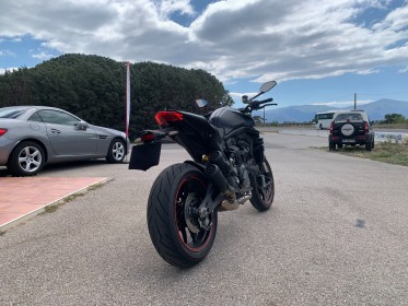 Ducati monster  garantie 12 mois occasion simplicicar perpignan  simplicicar simplicibike france