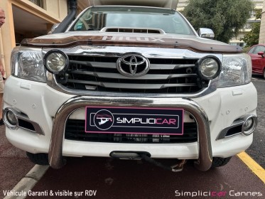 Toyota hilux rc2 double cabine ble cab 4wd 3.0l 171 d-4d bva invincible occasion cannes (06) simplicicar simplicibike france