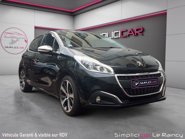 Peugeot 208 féline 1.2 puretech 110 ch ss bvm5 occasion le raincy (93) simplicicar simplicibike france