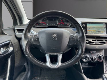 Peugeot 208 1.2 vti 82ch envy - climatisation - bluetooth - gps - radar de recul - prise usb occasion champigny-sur-marne...