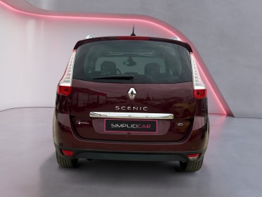 Renault grand scenic iii dynamique dci 110 ch boite automatique edc 7 places/ toit ouvrant/ camera de recul occasion...