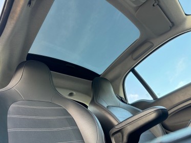 Smart fortwo coupe 2019 0.9 90 ch ba6 prime toit panoramique, caméra recul, sièges cuir et chauffants, garantie 12 mois...