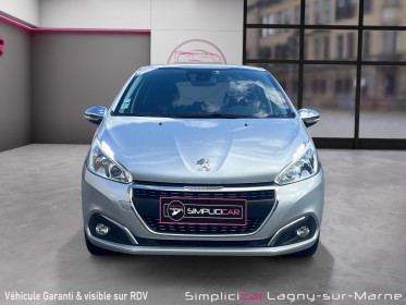 Peugeot 208 1.2 puretech 110ch ss eat6 tech edition occasion simplicicar lagny  simplicicar simplicibike france