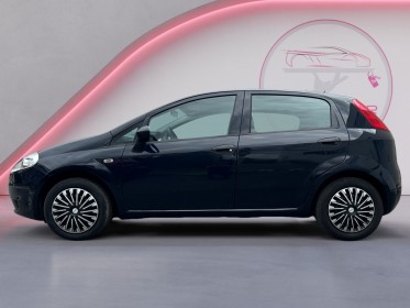 Fiat punto cult 70cv /climatisation/1er main/43 900km/full entretien fiat. occasion simplicicar orgeval  simplicicar...