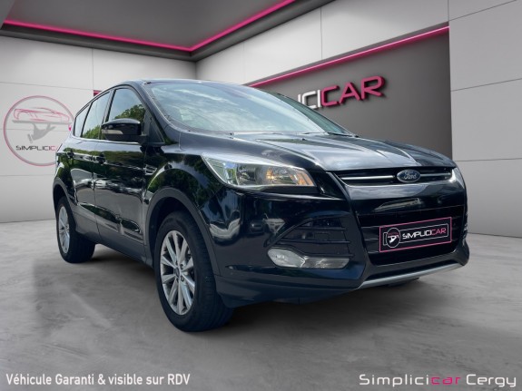 Ford kuga 2.0 tdci 120 ss 4x2 titanium / garantie 12 mois occasion cergy (95) simplicicar simplicibike france