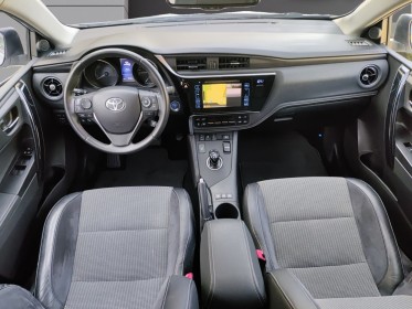 Toyota auris hybride 136h executive occasion simplicicar tours  simplicicar simplicibike france