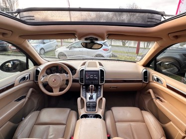 Porsche cayenne 3.0d v6  - suivi porsche - faible km - occasion simplicicar compiegne simplicicar simplicibike france