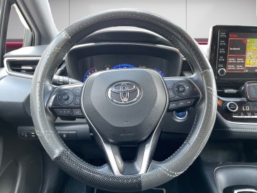 Toyota corolla touring sports hybride pro hybride 180h design garantie 12 mois occasion simplicicar courbevoie simplicicar...