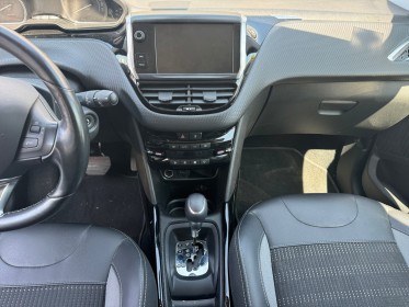 Peugeot 2008 130  eat8 allure boite automatique 1ere main /camÉra de recul/carplay occasion simplicicar orgeval  simplicicar...