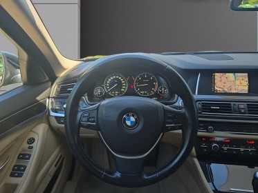 Bmw serie 5 f10 lci 530d 258ch. boite auto steptronic 8-sièges av. chauffants / aff tête haute  gps / garantie 12 mois...