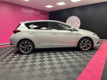 Toyota auris business hybride 136h business occasion simplicicar brie-comte-robert simplicicar simplicibike france