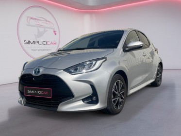 Toyota yaris hybride my21 116h design / carplay / full entretien toyota /// occasion simplicicar orgeval  simplicicar...