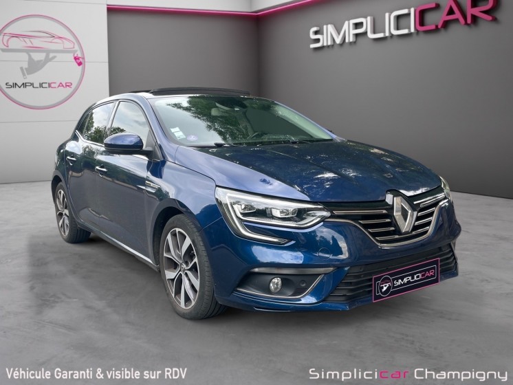 Renault megane iv berline tce 130 energy edc intens - toit ouvrant - bose - affichage tête haute occasion...