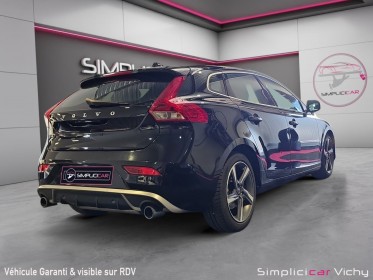 Volvo v40 d2 115 r-design garantie 12 mois occasion simplicicar vichy simplicicar simplicibike france