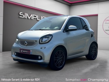 Smart fortwo coupe 0.9 90 ch ba6 brabus style - sièges chauffant en cuir - clim auto - gps - caméra de recul - toit......