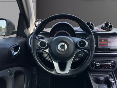 Smart fortwo coupe 0.9 90 ch ba6 brabus style - sièges chauffant en cuir - clim auto - gps - caméra de recul - toit......