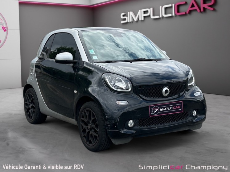 Smart fortwo coupe 71 ch ba6 prime cuir apple carplay occasion champigny-sur-marne (94) simplicicar simplicibike france