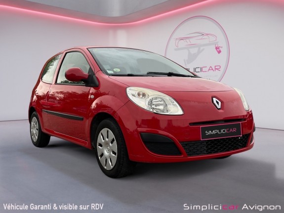 Renault twingo ii 75 premiere main authentique 1.2 16v occasion avignon (84) simplicicar simplicibike france