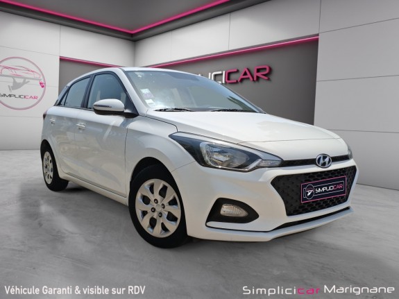 Hyundai i20 1.2 75 initia bluetooth/clim/1ere main - garantie 12 mois - occasion simplicicar marignane  simplicicar...