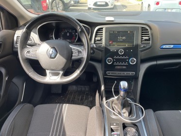 Renault megane iv berline iv tce 140 fap gt-line carplay camera garantie 12 mois occasion cergy (95) simplicicar simplicibike...