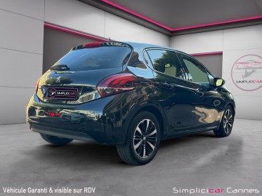 Peugeot 208 puretech 82ch ss bvm5 tech edition occasion cannes (06) simplicicar simplicibike france