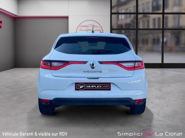 Renault megane iv berline 1.3 tce 115 fap limited faible kilometrage occasion simplicicar la ciotat simplicicar simplicibike...