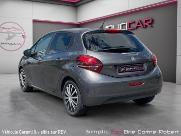 Peugeot 208 82ch bvm5 style occasion simplicicar brie-comte-robert simplicicar simplicibike france