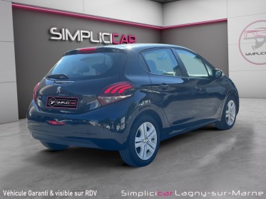 Peugeot 208 puretech 82ch ss bvm5 signature occasion simplicicar lagny  simplicicar simplicibike france