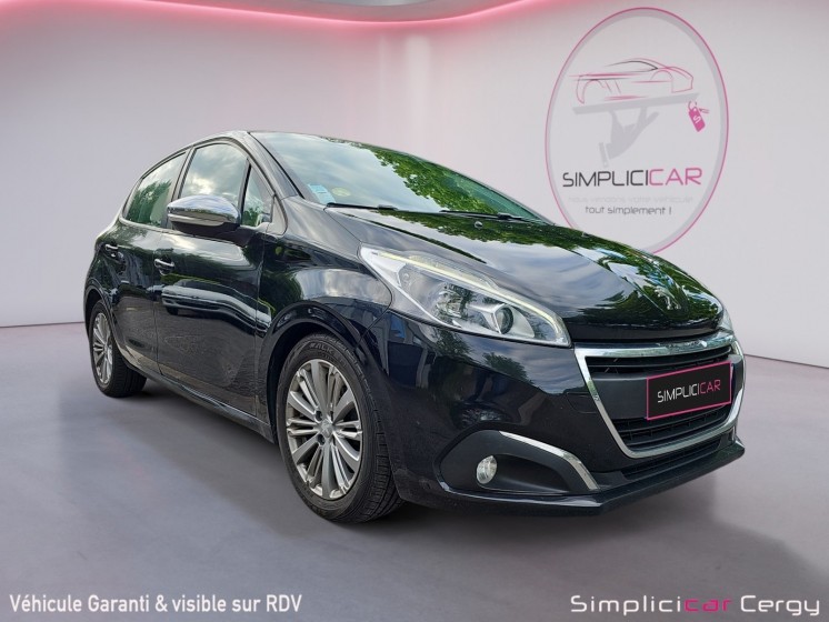 Peugeot 208 style 1.6 e-hdi 92ch bvm5 / garantie 12 mois occasion cergy (95) simplicicar simplicibike france