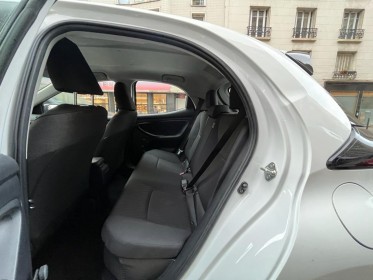 Toyota yaris hybride affaires 116h france business  stage hybride academy occasion paris 15ème (75) simplicicar simplicibike...