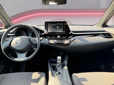 Toyota c-hr hybride my23 1.8l dynamic occasion simplicicar carcassonne simplicicar simplicibike france