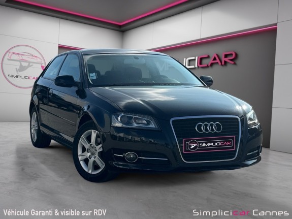 Audi a3 a3 1.6 tdi 105 dpf design edition occasion simplicicar frejus  simplicicar simplicibike france