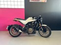 Husqvarna vitpilen 401 monocylindre occasion simplicicar pontarlier simplicicar simplicibike france