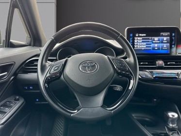 Toyota c-hr hybride 122h dynamic - caméra de recul - feux et essuie glace auto - sièges chauffant occasion...