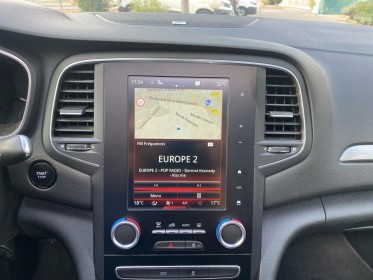 Renault megane iv berline pack gt/tce 165 cv/boite auto/toit ouvrant/son bose/carplay occasion simplicicar salon de provence...