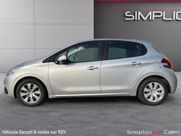 Peugeot 208 1.2 68ch bvm5 like distribution faite occasion simplicicar caen  simplicicar simplicibike france