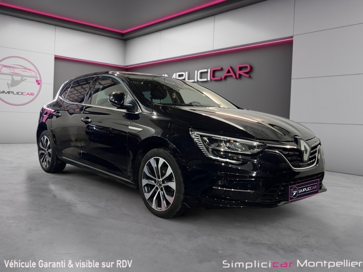 Renault megane iv berline blue dci 115ch edc intens occasion montpellier (34) simplicicar simplicibike france