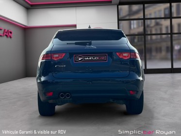 Jaguar f-pace 2.0 d - 180 ch 2wd bva8 garantie 1 an occasion simplicicar royan simplicicar simplicibike france