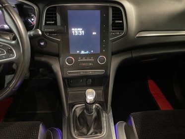 Renault megane iv berline 160ch intens apple carplay / lumieres d'ambiances occasion montpellier (34) simplicicar...