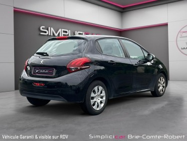 Peugeot 208 puretech 68ch bvm5 like occasion simplicicar brie-comte-robert simplicicar simplicibike france