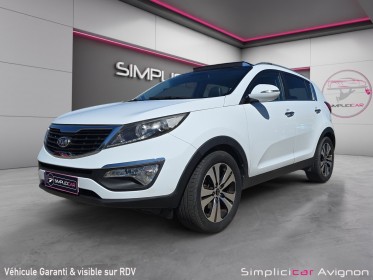 Kia sportage 1.7 crdi premium double toit pano et ouvrant av.  sièges av et arr chauffants / bluetooth... occasion avignon...