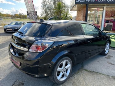 Opel astra gtc 1.9 cdti - 150 cosmo panoramique occasion simplicicar rennes simplicicar simplicibike france