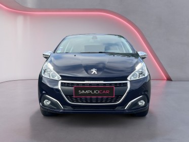 Peugeot 208 allure 110ch / 1ere main / leds/ carplay / radars de recul occasion simplicicar orgeval  simplicicar simplicibike...