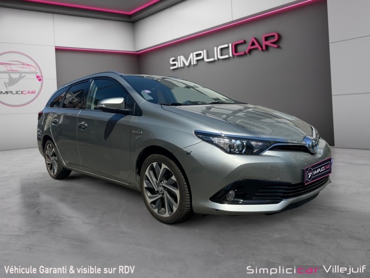 Toyota auris touring sports my17 2019 136 ch design caméra recul, full entretien toyota, garantie 12 mois occasion...