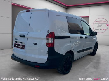 Ford transit courier fourgon 1.5 tdci 75 bv6 occasion simplicicar lille  simplicicar simplicibike france