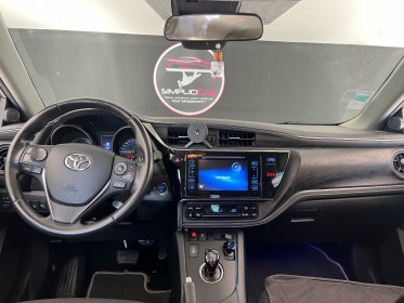 Toyota auris touring sports hybride 136h dynamic occasion simplicicar livry gargan simplicicar simplicibike france