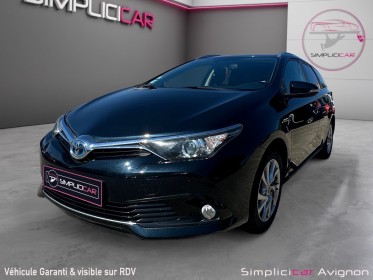 Toyota auris touring sports hybride 136h dynamic occasion avignon (84) simplicicar simplicibike france