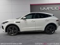 Jaguar e-pace 2.0 d - 150 ch awd bva r-dynamic chequered flag - garantie 12 mois occasion simplicicar lyon ouest simplicicar...