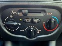 Peugeot 206 75ch. urban kilomètres assuré - véhicule idéal jeune permis - clim. - garantie 12 mois occasion avignon (84)...